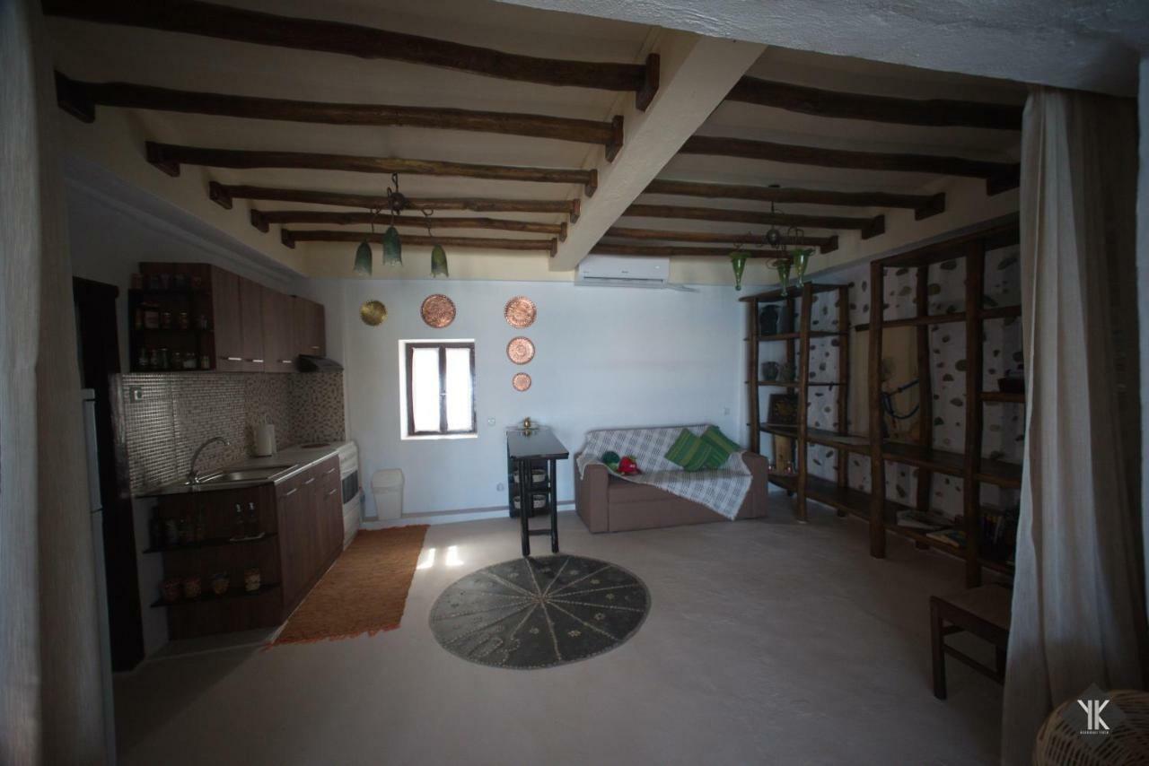 Komissa΄S Beach House Agia Pelagia  Luaran gambar