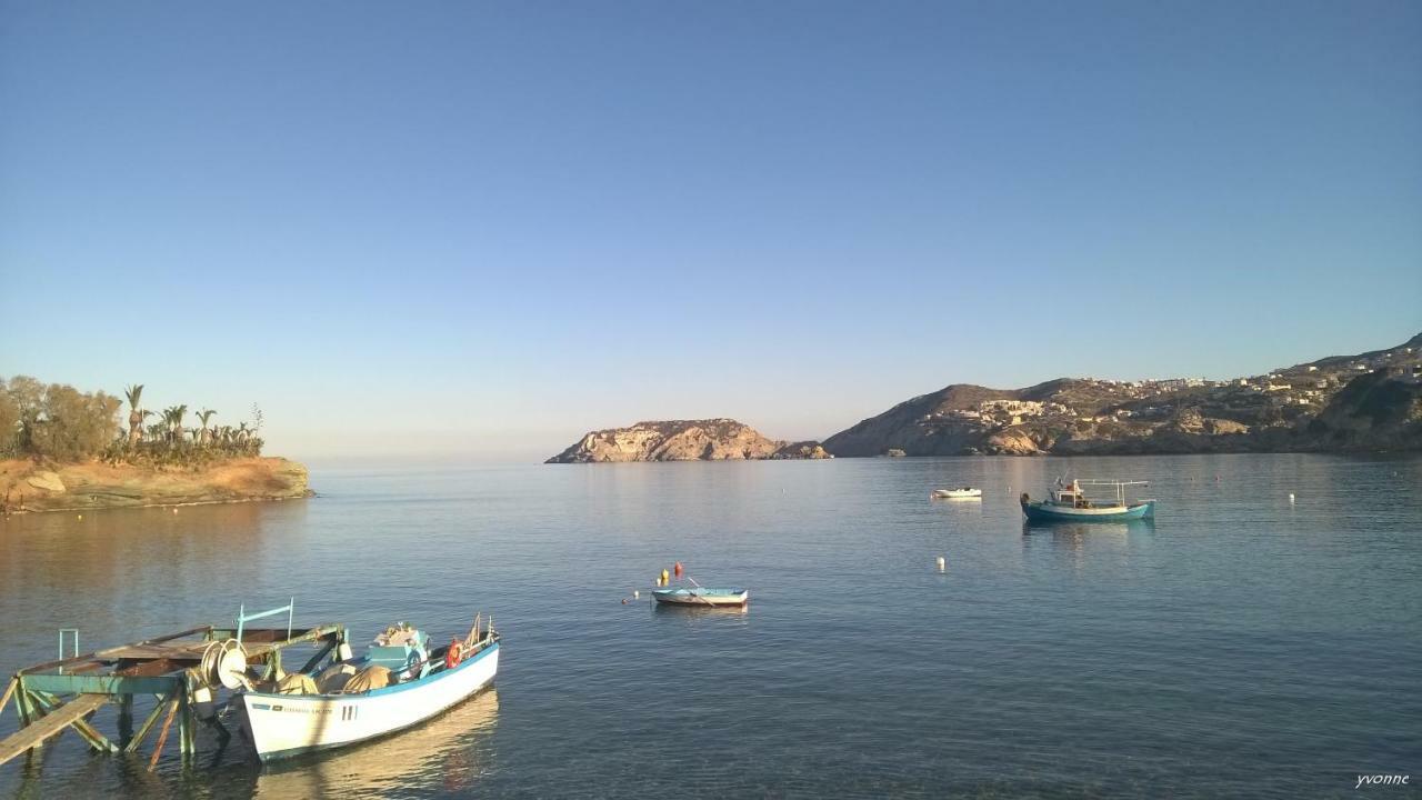 Komissa΄S Beach House Agia Pelagia  Luaran gambar