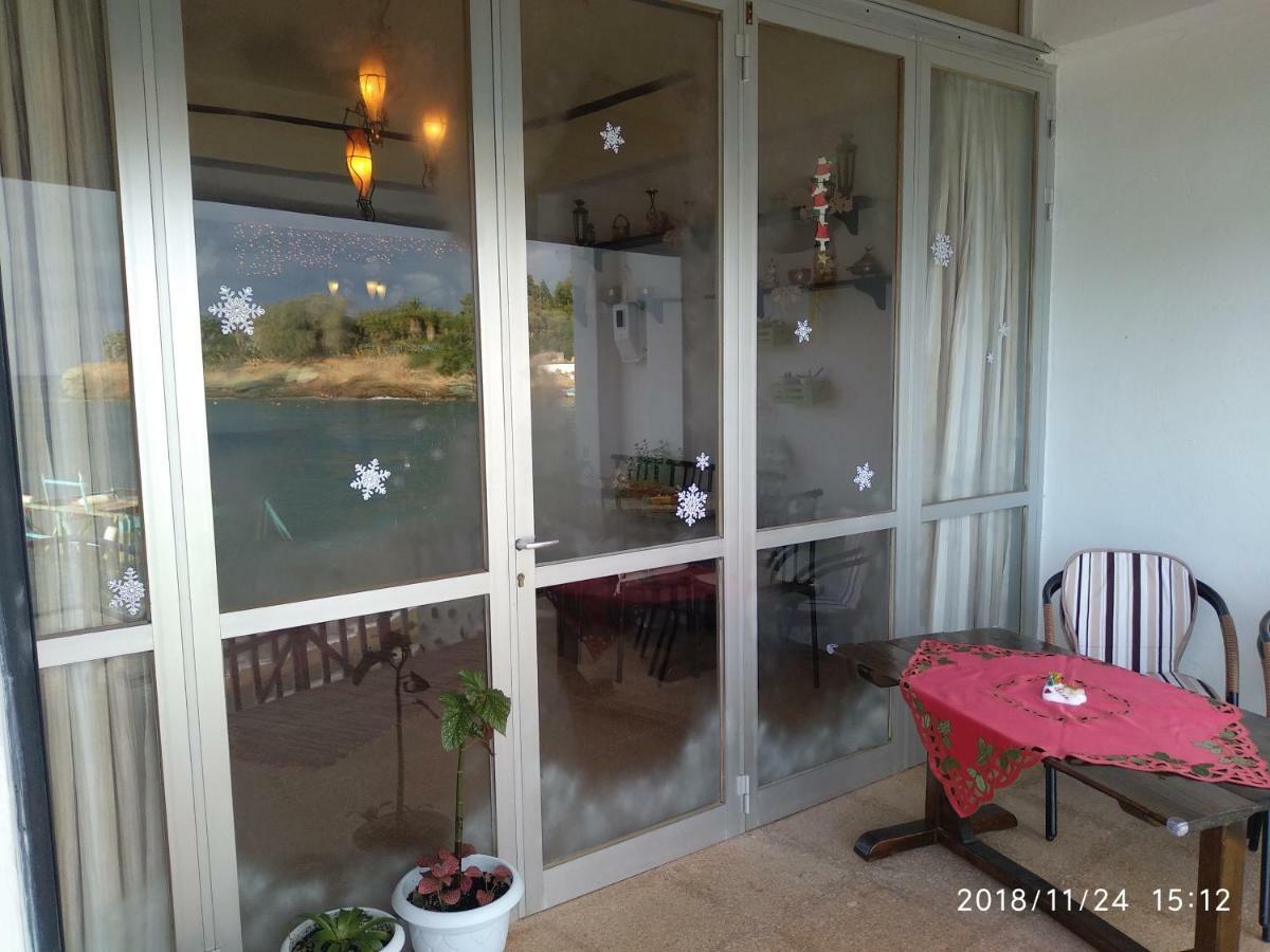 Komissa΄S Beach House Agia Pelagia  Luaran gambar